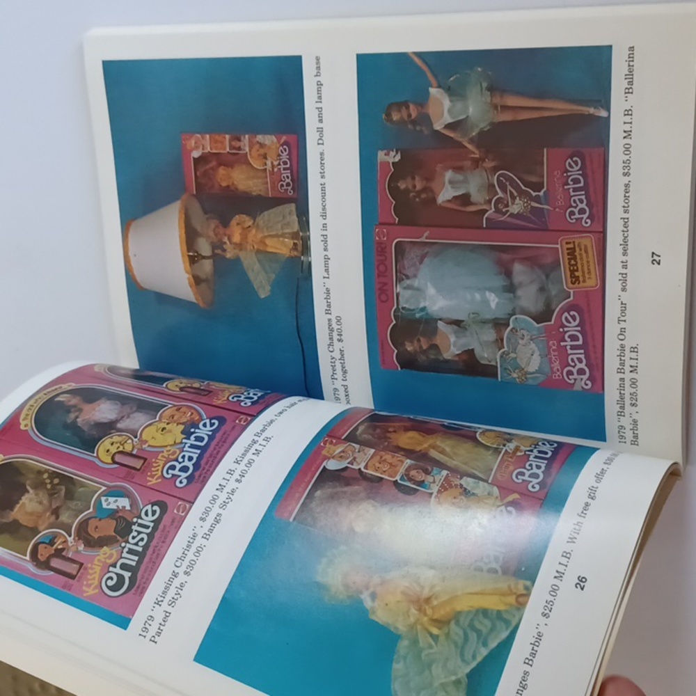 Barbie Field Guide Bundle - Picture 6 of 13